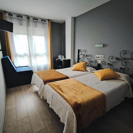 Отель Nest El Camino Сантьяго-де-Компостела Экстерьер фото